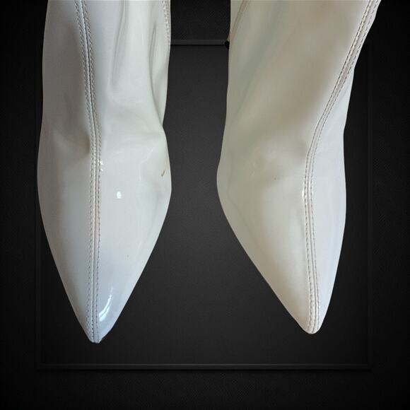 Steve Madden Women’s SZ 7.5M White Patent Stiletto High Heels Side Zip - Picture 3 of 13
